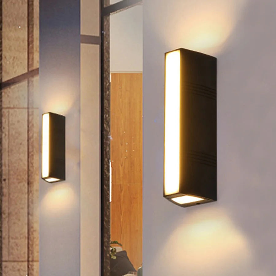 Waterdichte LED Wandlamp voor Buiten - GlowGuard, Energiezuinig en Weerbestendig, Ideaal voor Terras en Tuin