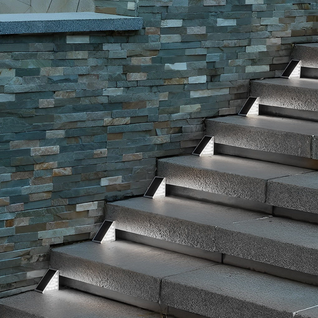 Driehoekige Intelligente Waterdichte LED Solar Buiten Trapverlichting