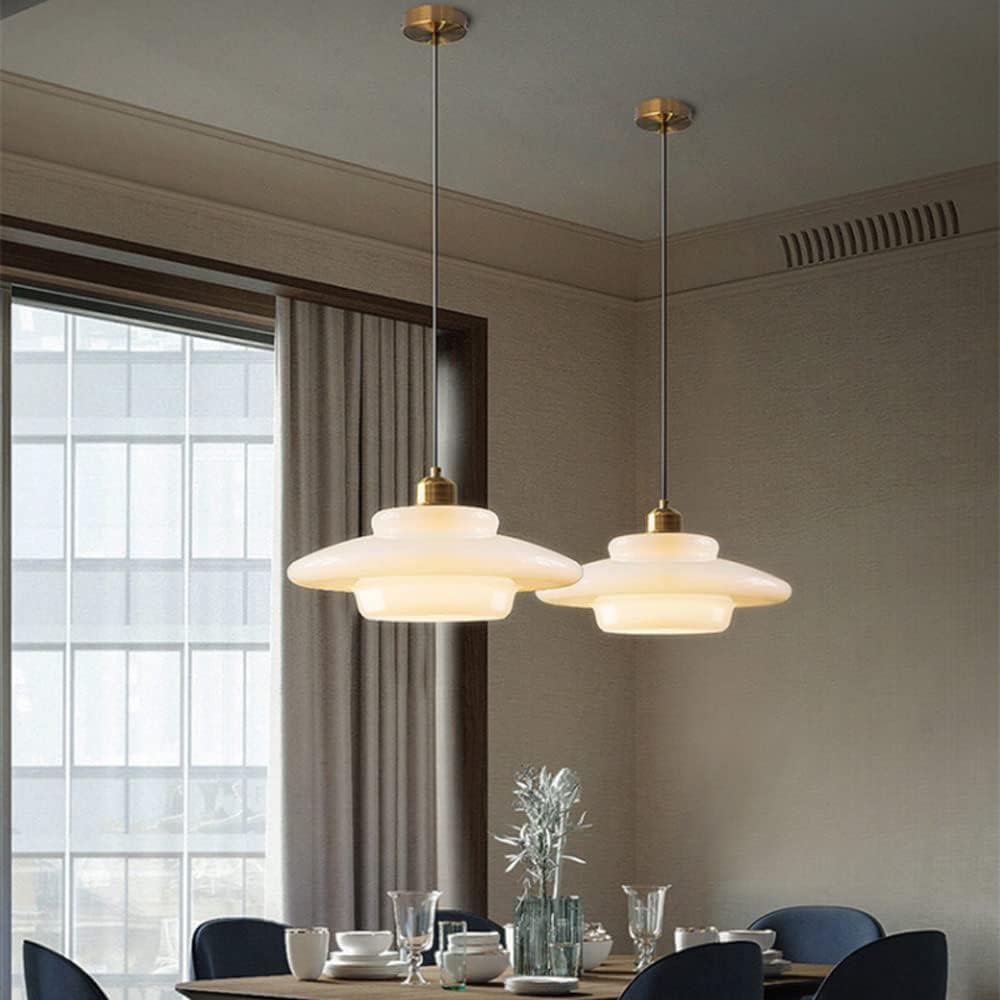 Art Deco Melkwit Glazen Hanglamp voor Keukeneiland