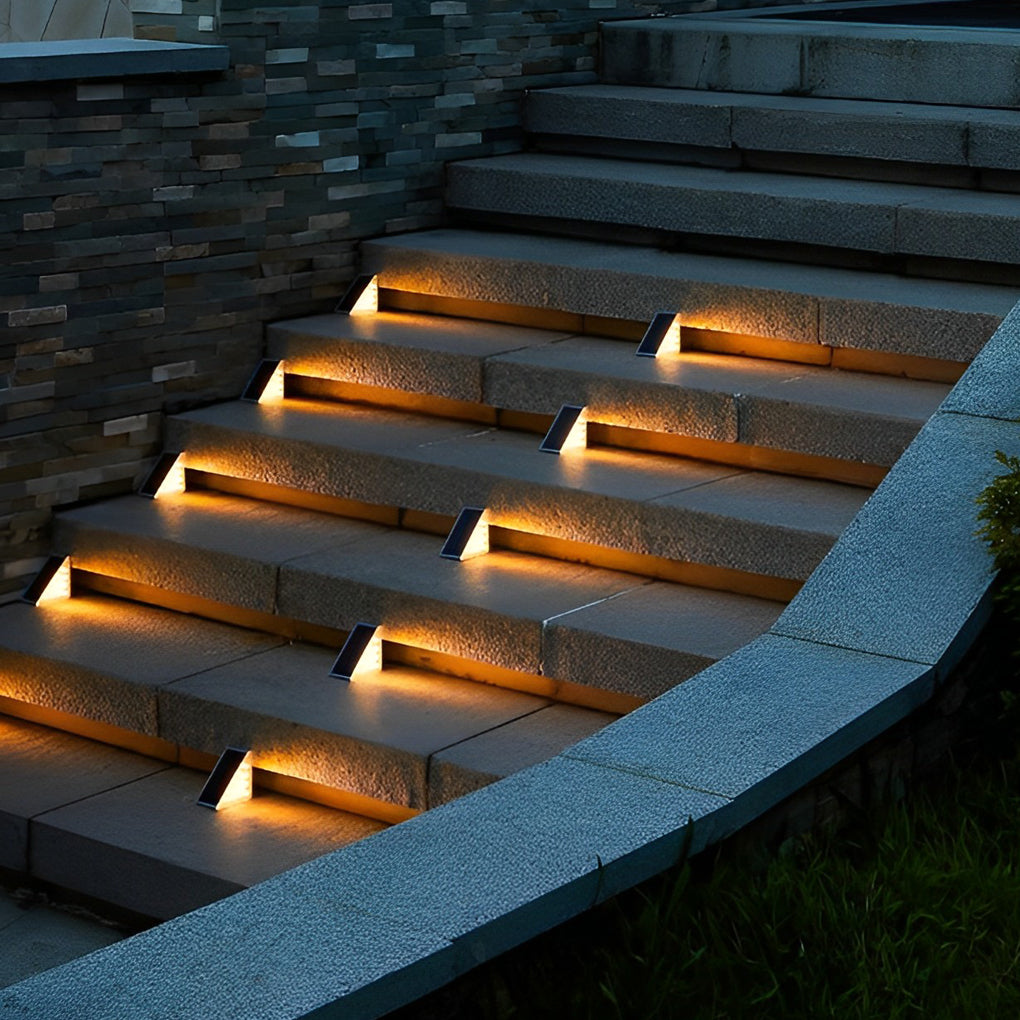 Driehoekige Intelligente Waterdichte LED Solar Buiten Trapverlichting