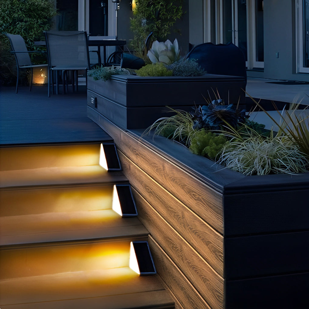 Driehoekige Intelligente Waterdichte LED Solar Buiten Trapverlichting