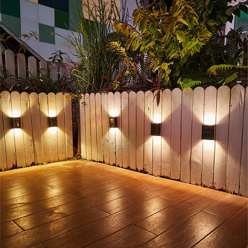 Zonne Afwerk Hekverlichting - IP65 Weerbestendig Zonne-energie LED Wandlamp voor Buiten