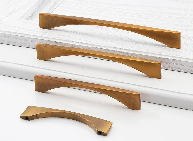 Moderne Bronzen Kast- en Ladegrepen