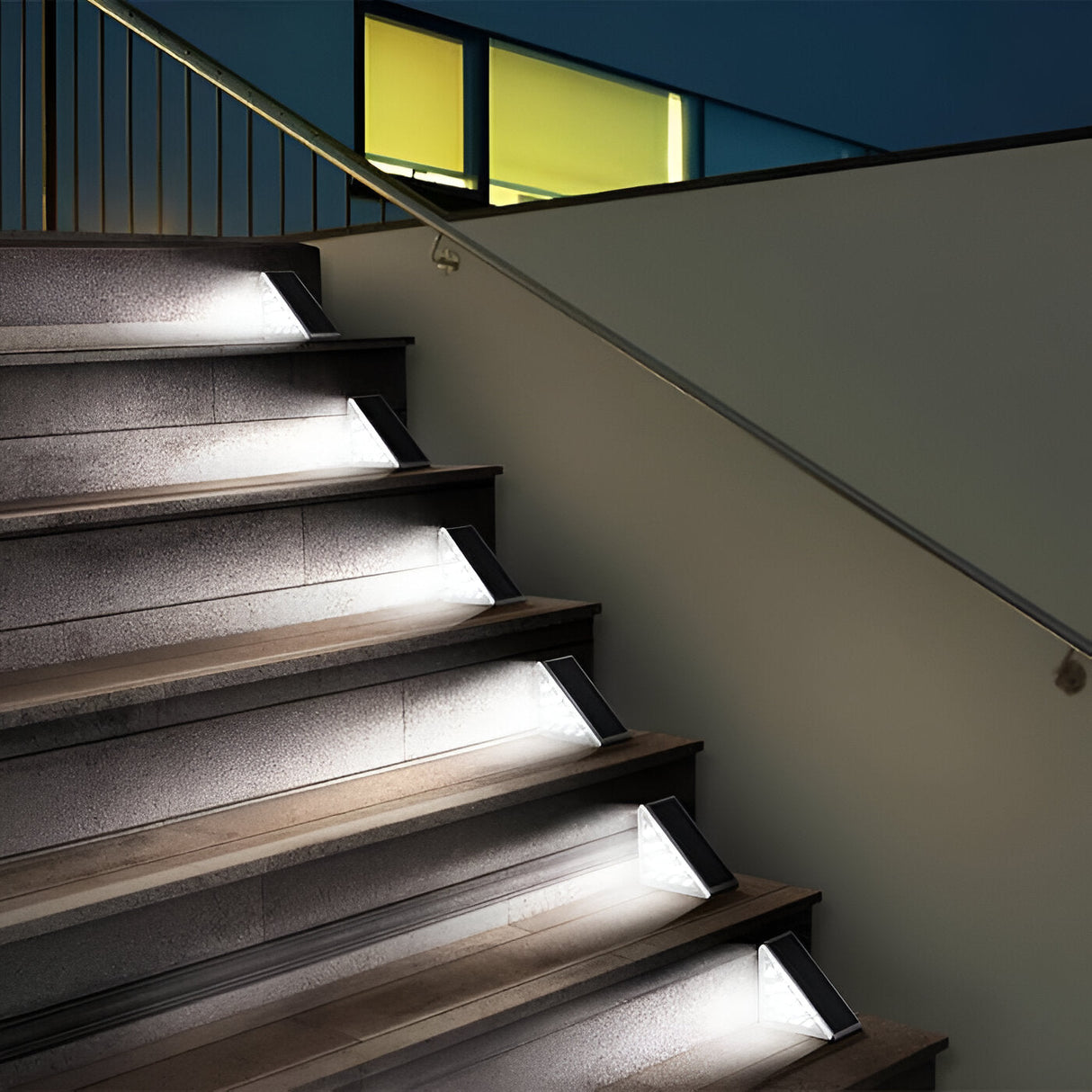 Twilight SolarDuo - IP67 Waterdichte Zonne-Energie Trapverlichting voor Buiten, Paden en Terrassen