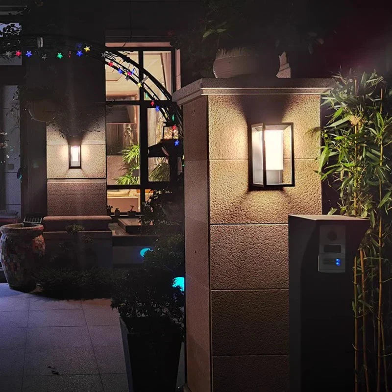 Moderne LED Wandlamp voor Buiten - LumaLine, Energiezuinig en Stijlvol, Ideaal voor Tuin en Terras