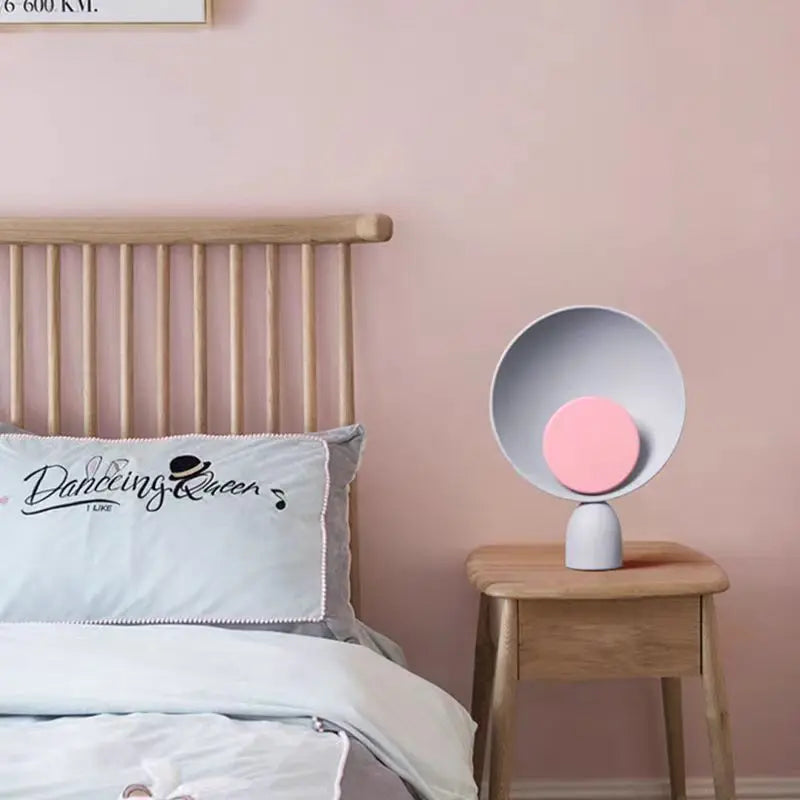 NordicRadiance - Minimalistische Scandinavische Tafellamp met Warm of Koud Licht
