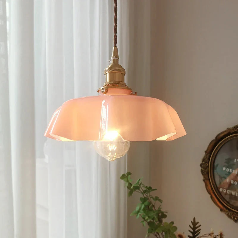 FrenchElegance - Tijdloze Messing Hanglamp met Warme Verlichting voor Klassiek Interieur