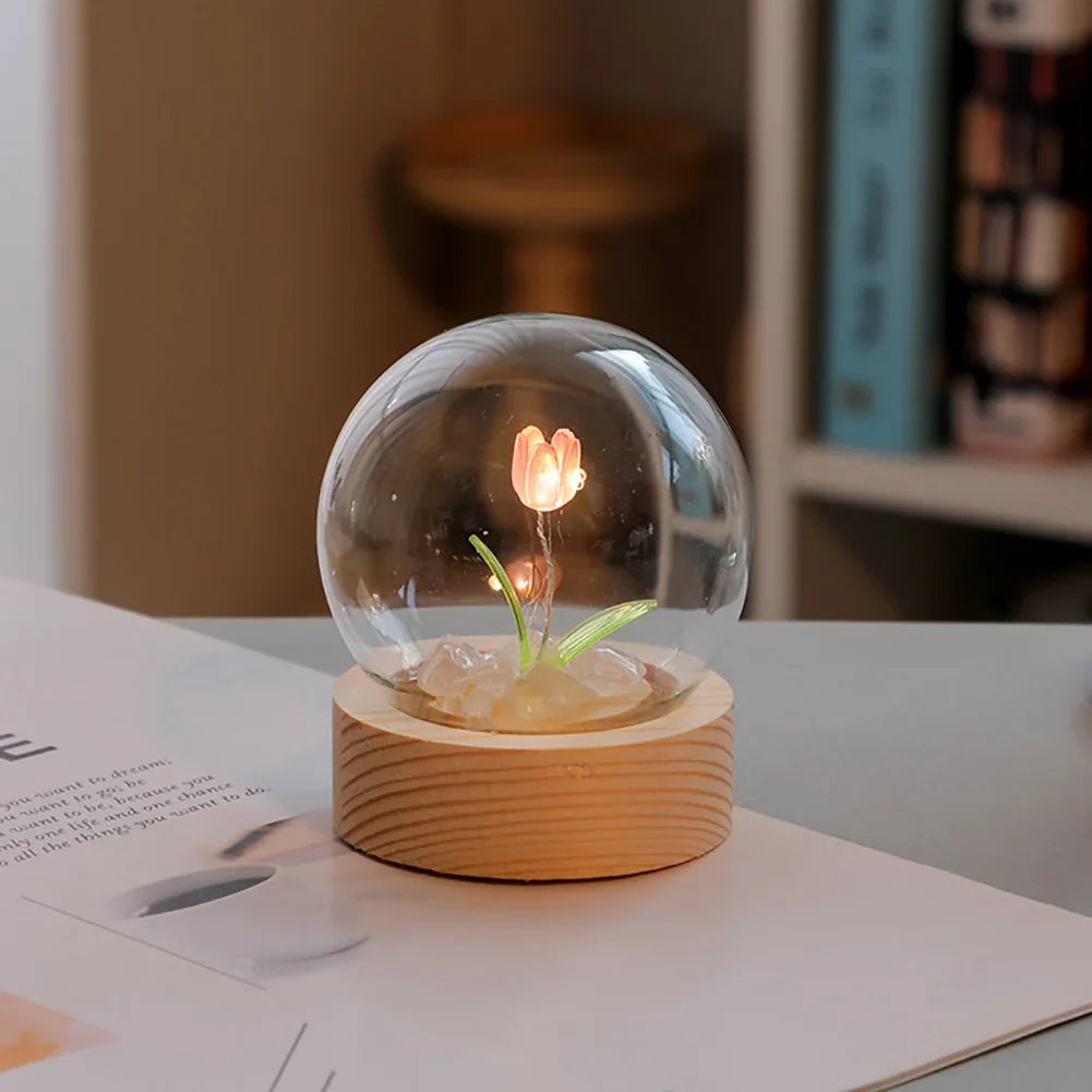 TulipGlow - Tulpen LED Tafellamp | Unieke Bloemvormige Designlamp voor Bureau en Nachtkastje