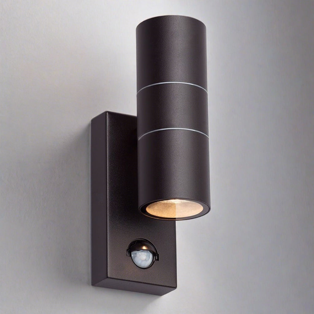 Grant Up & Down Wandlamp met PIR Sensor