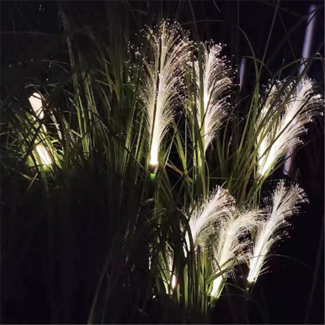 Solar Rieten Tuinlamp - Kleurrijke LED Tuinverlichting met IP65 Waterdichte Bescherming