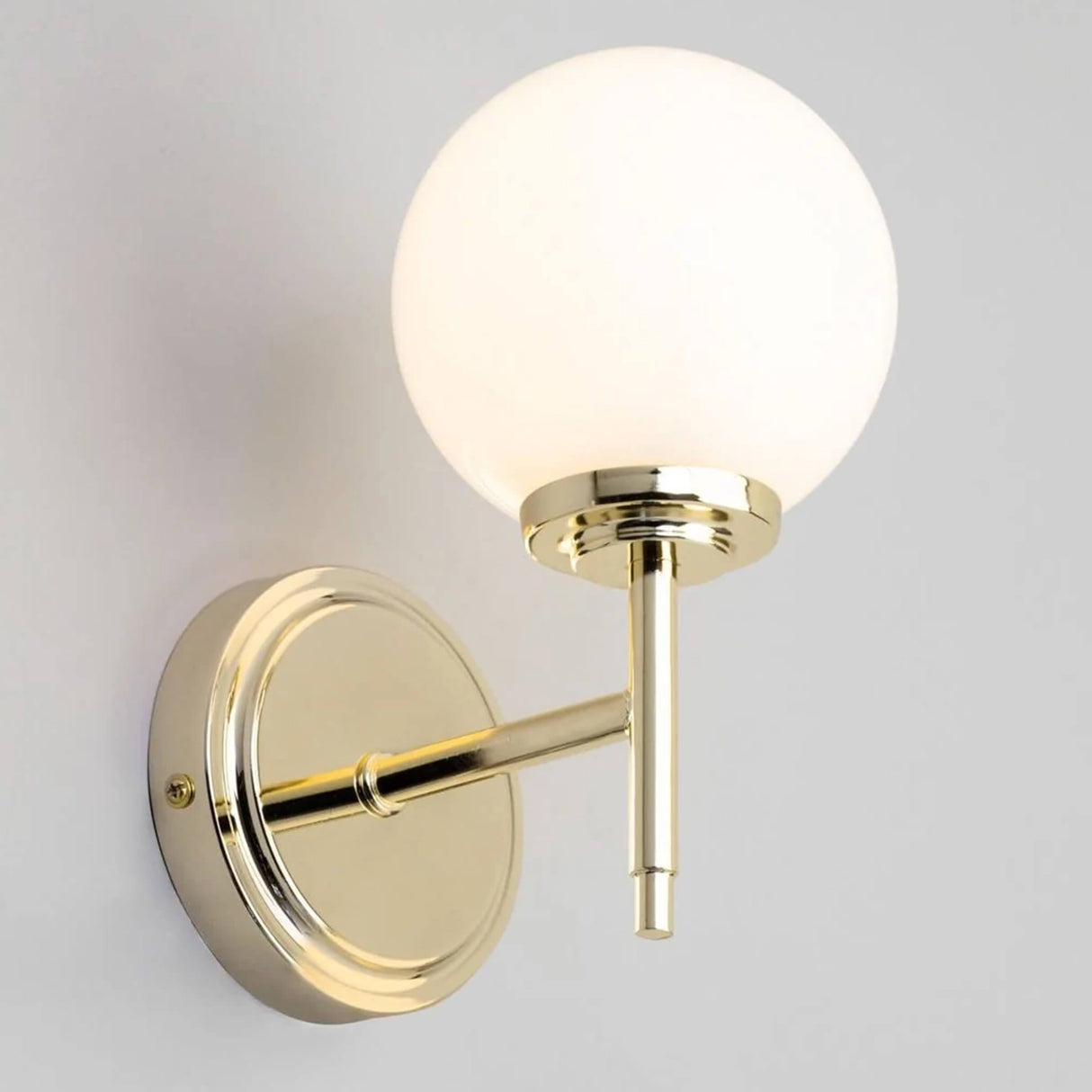 Hyde Wandlamp Modern Opal Design