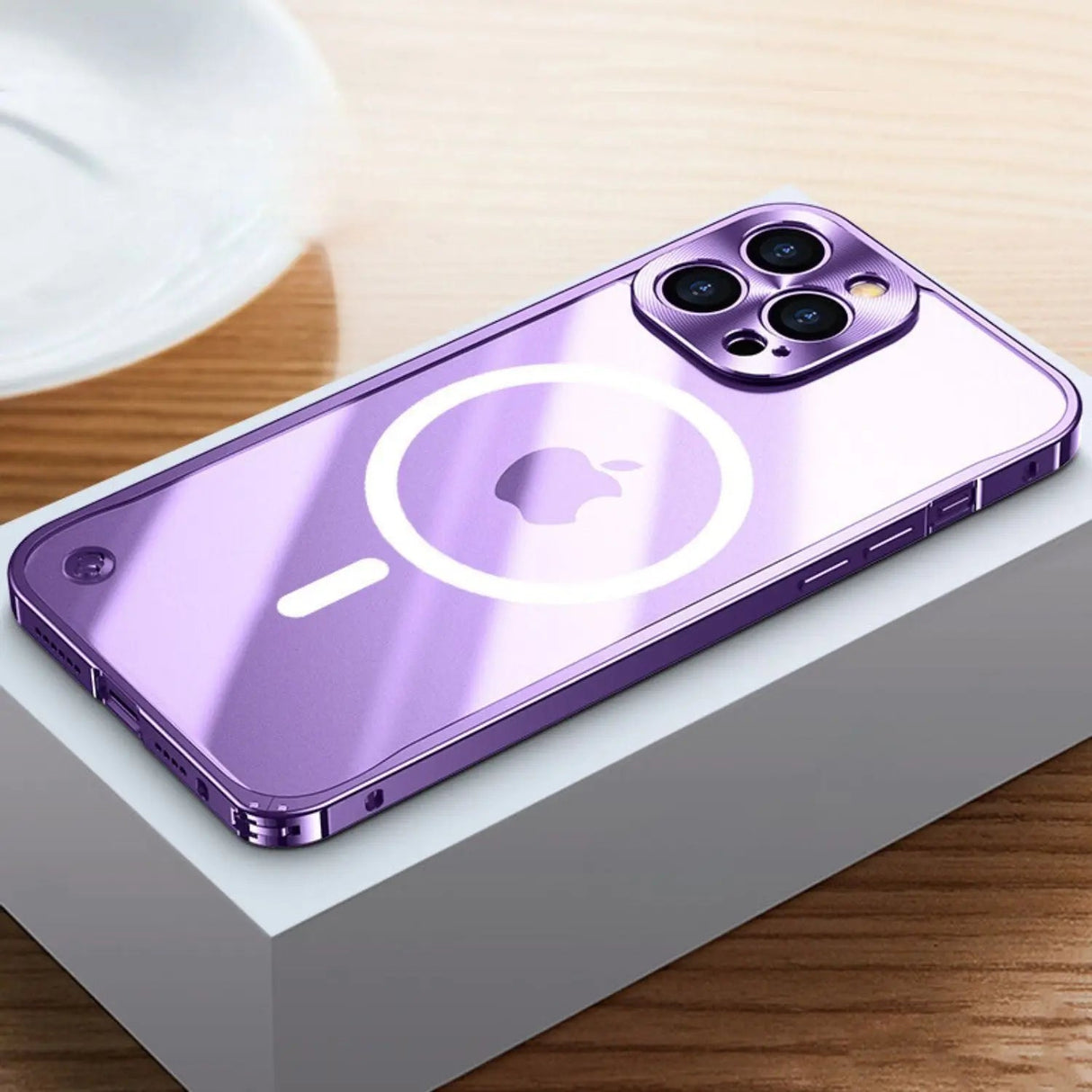 Metaal Luxe MagSafe Hoesje voor iPhone Pro Max - Slank en Stijlvol Design met Maximale Bescherming