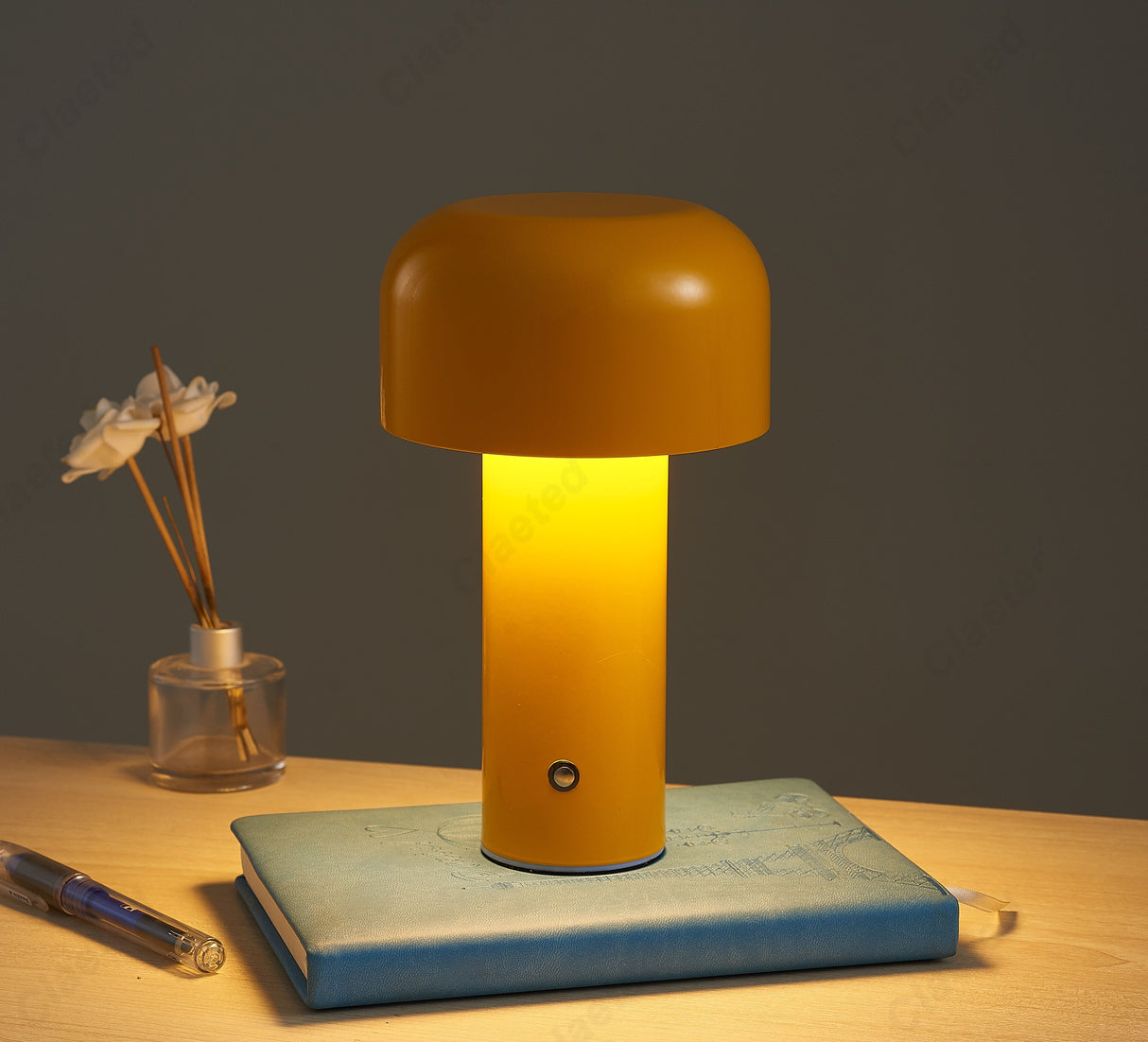 Dimbare LED Touch Tafellamp met Modern Design | Aanraakbediening en Warm Licht | Batterijduur 5-8 Uur