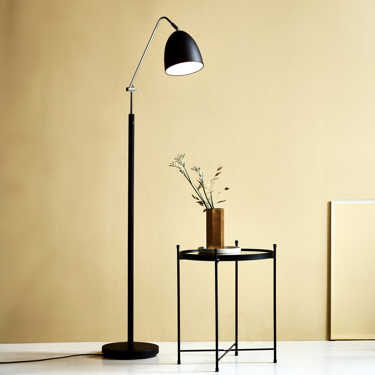 Nori Vloerlamp Modern Elegant Design