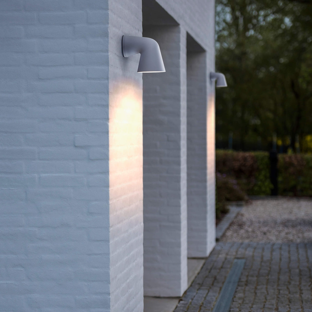 Grant Wandlamp Elegant Aluminium Ontwerp