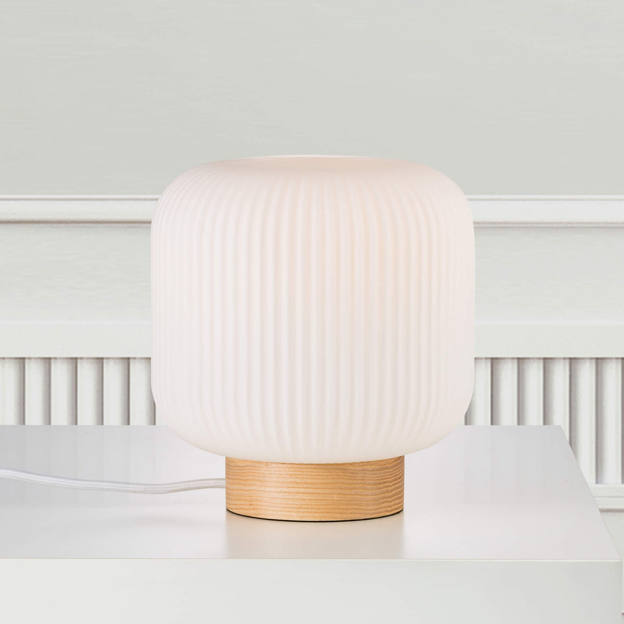 Elegant Witte Milford Tafellamp