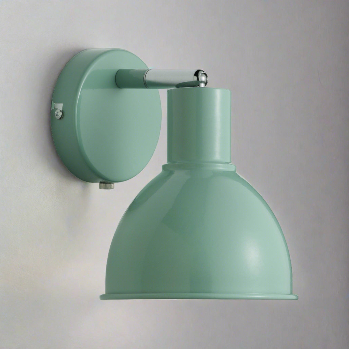 Verstelbare Pop Wandlamp met Messing Detail