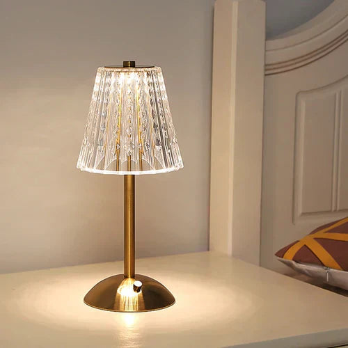AuraLux - Luxe Gouden Kristallen Tafellamp met Touchbediening en Dimbare LED Verlichting