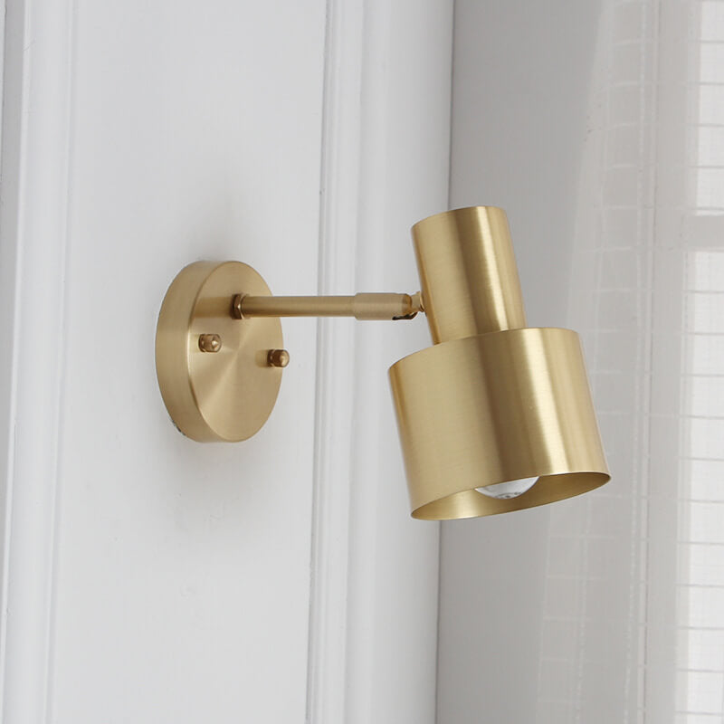Moderne Gouden Wandlamp - Minimalistisch Metalen Design voor Luxe Interieurs