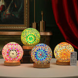 Sferische LED Dimbare Glazen Tafellamp - Boheems Barok Nachtlamp met Mozaïek & Houten Basis