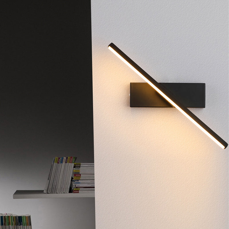 Moderne Draaibare LED Wandlamp voor Slaapkamer | Verstelbare Wandverlichting in Zwart/Wit | Metaal en Siliconen
