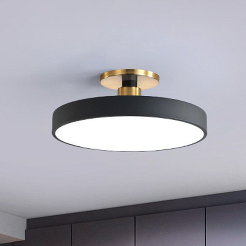 Stijlvolle LED Plafondlamp Nordic Design - Perfecte Verlichting voor Slaapkamer en Kinderkamer
