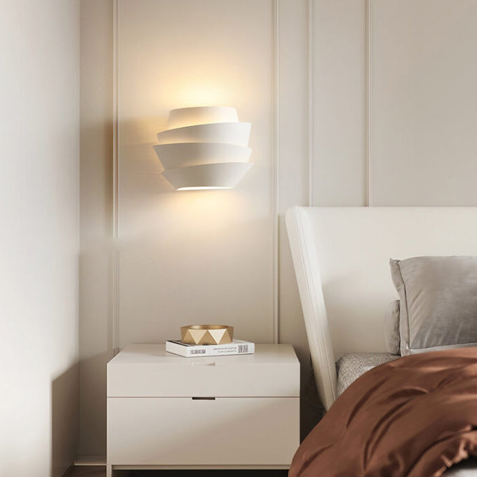 Scandinavische Wandlamp - Moderne IJzeren Wandlamp met Dubbele Lichtpunten voor Stijlvolle Verlichting