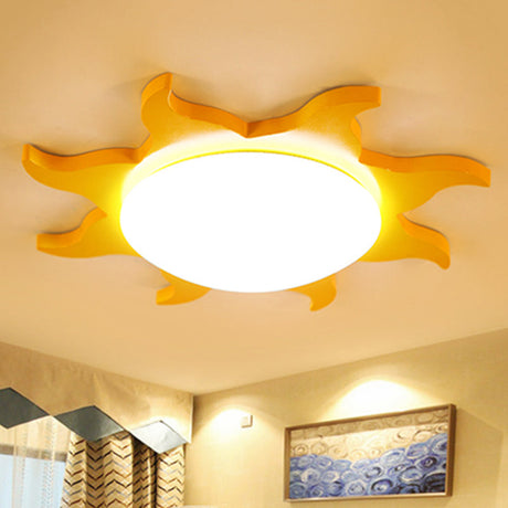 Zonvormige LED Plafondlamp voor Kinderkamers - Cartoon Houten Acryl Lamp - Energiezuinig & Veilig voor Kleuterscholen