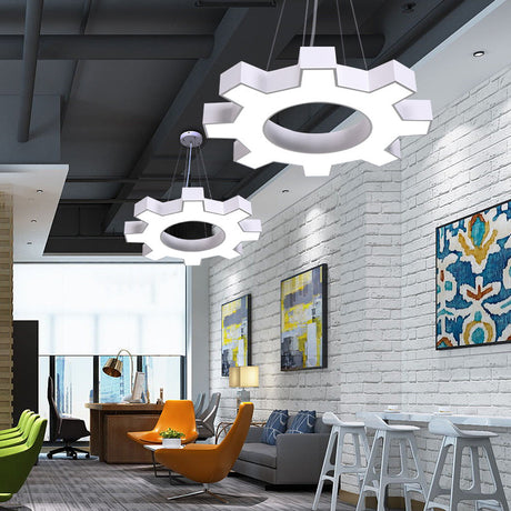 Gear Shaped Gym Hanglamp - Industriële LED Hanglamp met Metallic Afwerking voor Moderne Gyms en Sportzalen