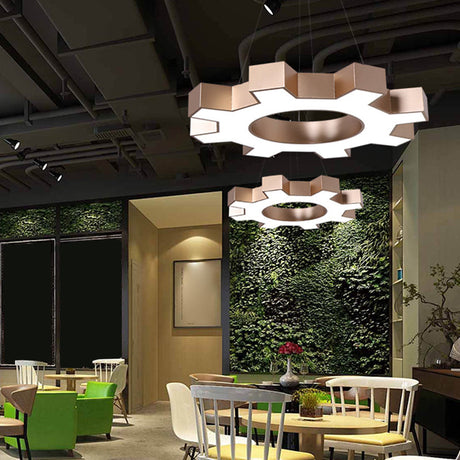 Gear Shaped Gym Hanglamp - Industriële LED Hanglamp met Metallic Afwerking voor Moderne Gyms en Sportzalen