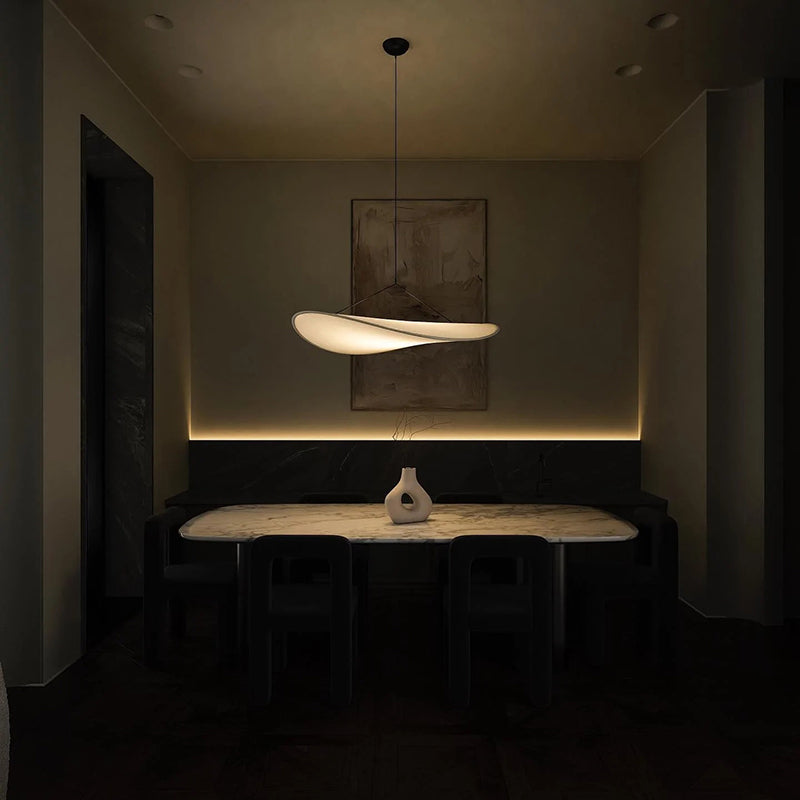 LunaLux - Moderne LED Hanglamp in Wit Metaal en Kunstzijde voor Slaapkamer en Woonkamer