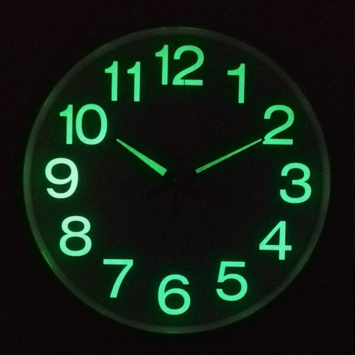 LichtStilte Stille Klaslokaal Wandklok | 12 Inch Geruisloze Klok met LED-verlichting voor Heldere Tijdsweergave