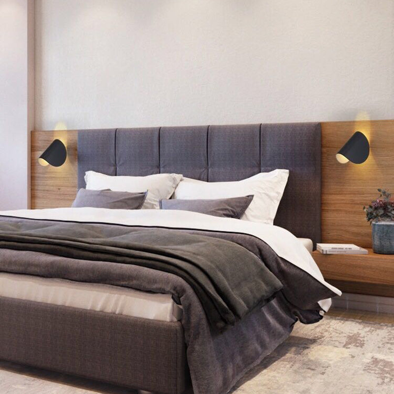 Moderne Geometrische LED Wandlamp voor Binnen/Buiten – Metalen Design in 4 Kleuren