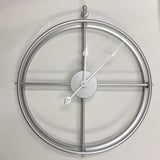 Nordische Minimalistische Wandklok - 55 cm Groot, Modern Design in Zwart, Goud en Zilver