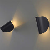 Moderne Geometrische LED Wandlamp voor Binnen/Buiten – Metalen Design in 4 Kleuren