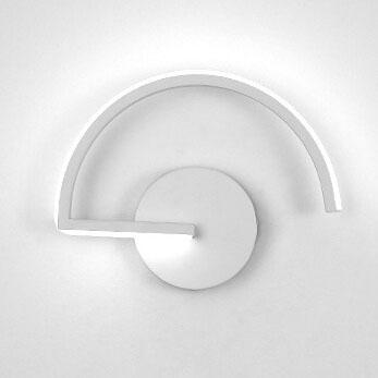 Elegante Minimalistische LED Wandlamp met Gebogen Design voor Modern Interieur