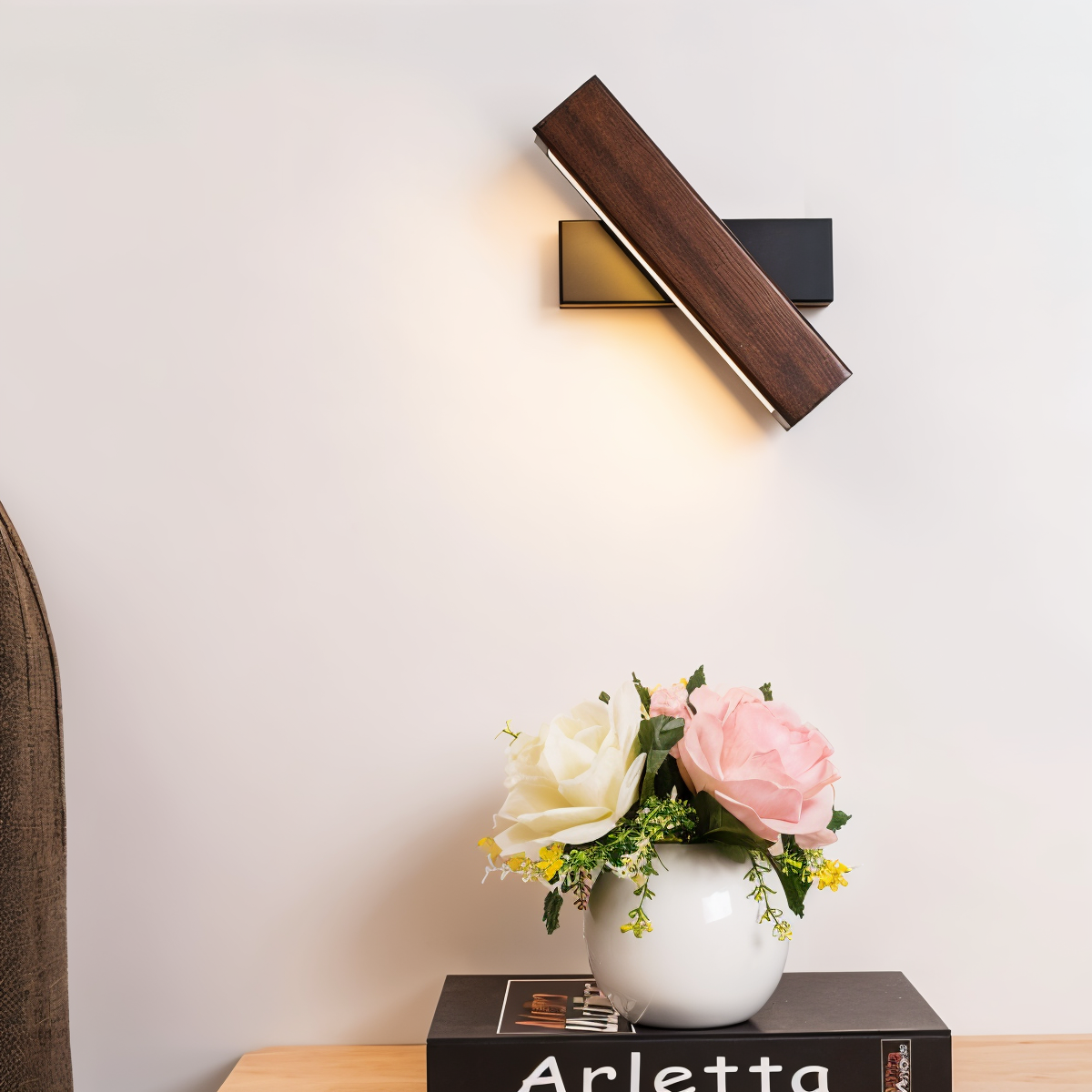 TwistLED 360° Draaibare Wandlamp - Modern Hout en IJzer LED Verlichting voor Woonkamer, Slaapkamer of Gang