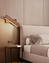 TwistLED 360° Draaibare Wandlamp - Modern Hout en IJzer LED Verlichting voor Woonkamer, Slaapkamer of Gang