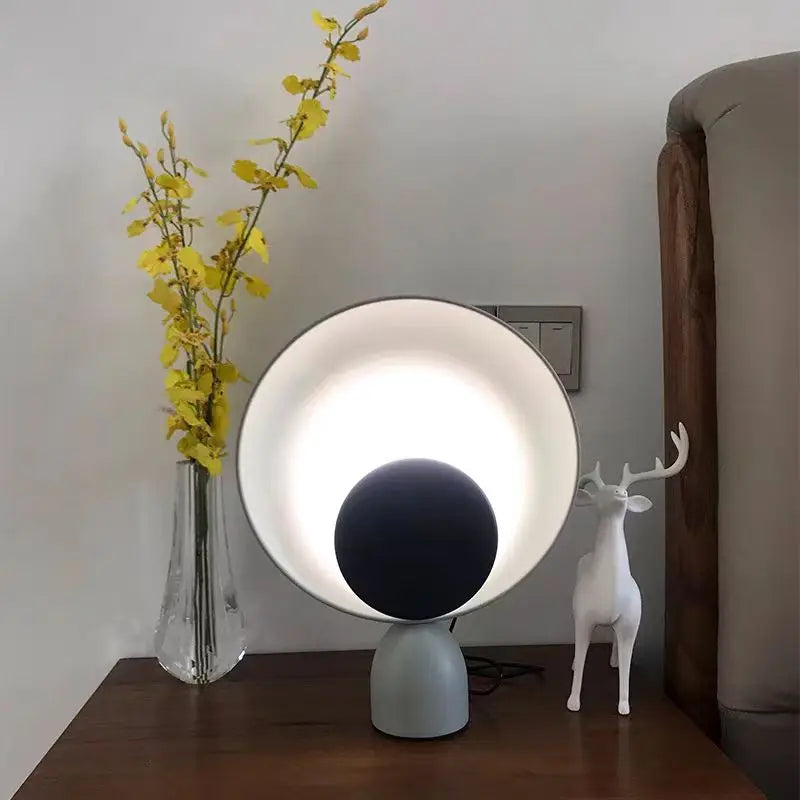NordicRadiance - Minimalistische Scandinavische Tafellamp met Warm of Koud Licht