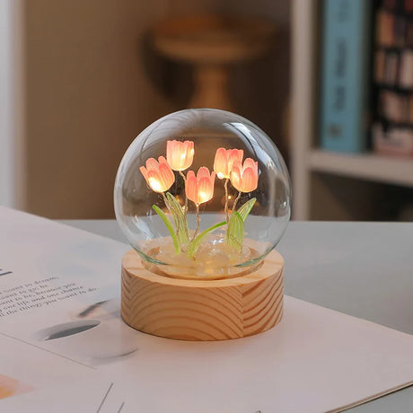 TulipGlow - Tulpen LED Tafellamp | Unieke Bloemvormige Designlamp voor Bureau en Nachtkastje