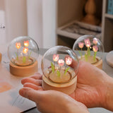 TulipGlow - Tulpen LED Tafellamp | Unieke Bloemvormige Designlamp voor Bureau en Nachtkastje