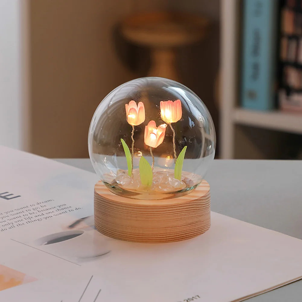 TulipGlow - Tulpen LED Tafellamp | Unieke Bloemvormige Designlamp voor Bureau en Nachtkastje