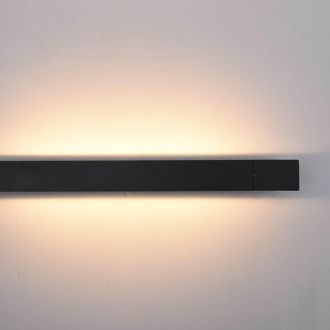 Slanke Moderne LED Wandlamp | Energiezuinige Verlichting voor Binnen en Buiten | Zwart Aluminium Design