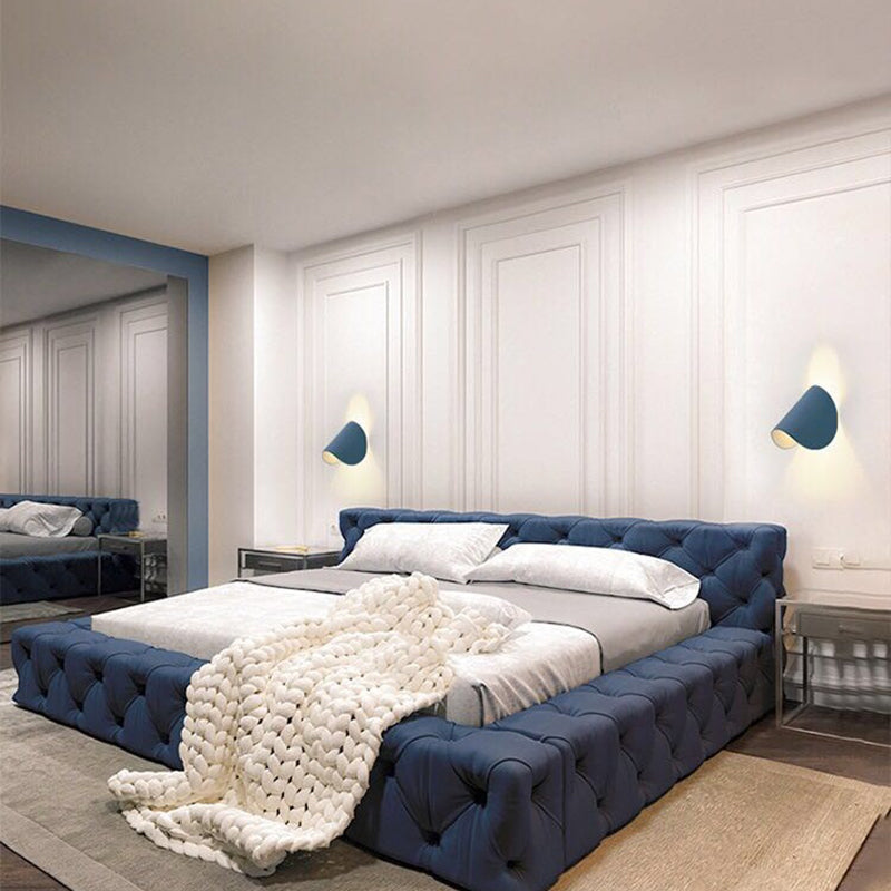 Moderne Geometrische LED Wandlamp voor Binnen/Buiten – Metalen Design in 4 Kleuren