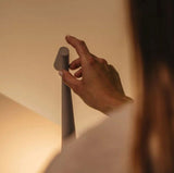 Draadloze LED Tafellamp met Touchfunctie | Minimalistisch Design voor Stijlvolle Verlichting