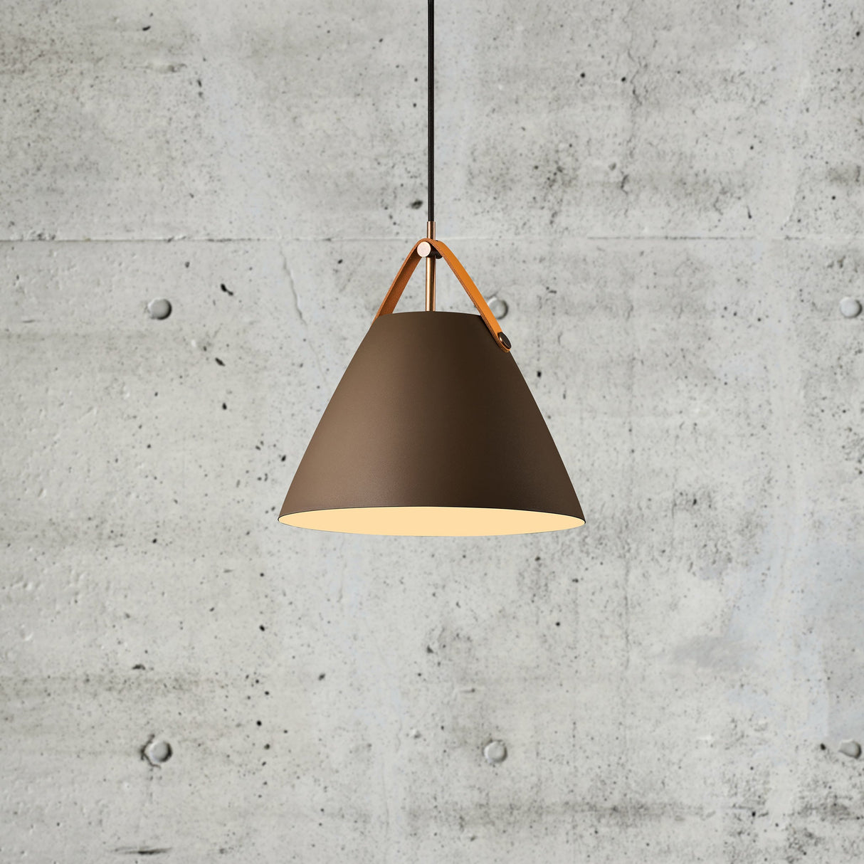 Industriële Hanglamp met Lederen Strap