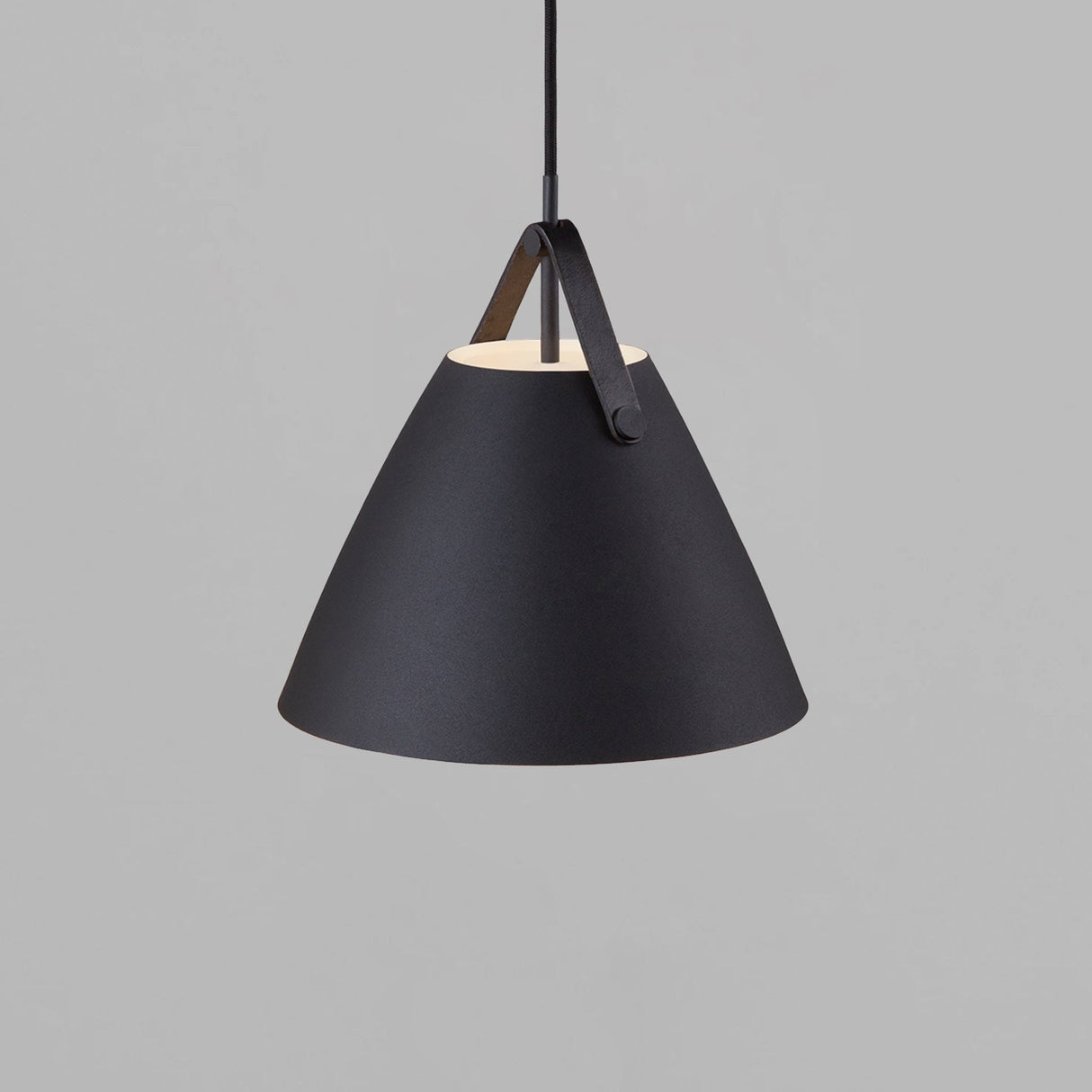 Industriële Hanglamp met Lederen Strap