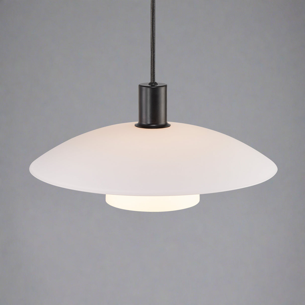 Ezri Hanglamp Klassiek Scandinavisch Ontwerp