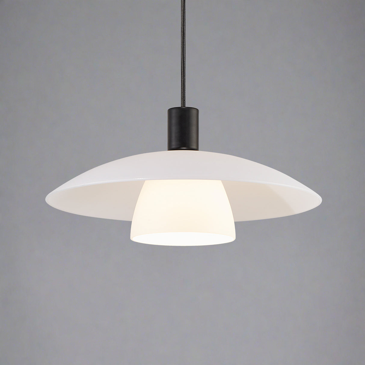 Ezri Hanglamp Klassiek Scandinavisch Ontwerp
