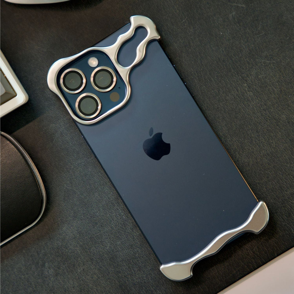 Ultra-Dunne Premium iPhone Hoes - Onzichtbare Bescherming tegen Krassen en Stoten
